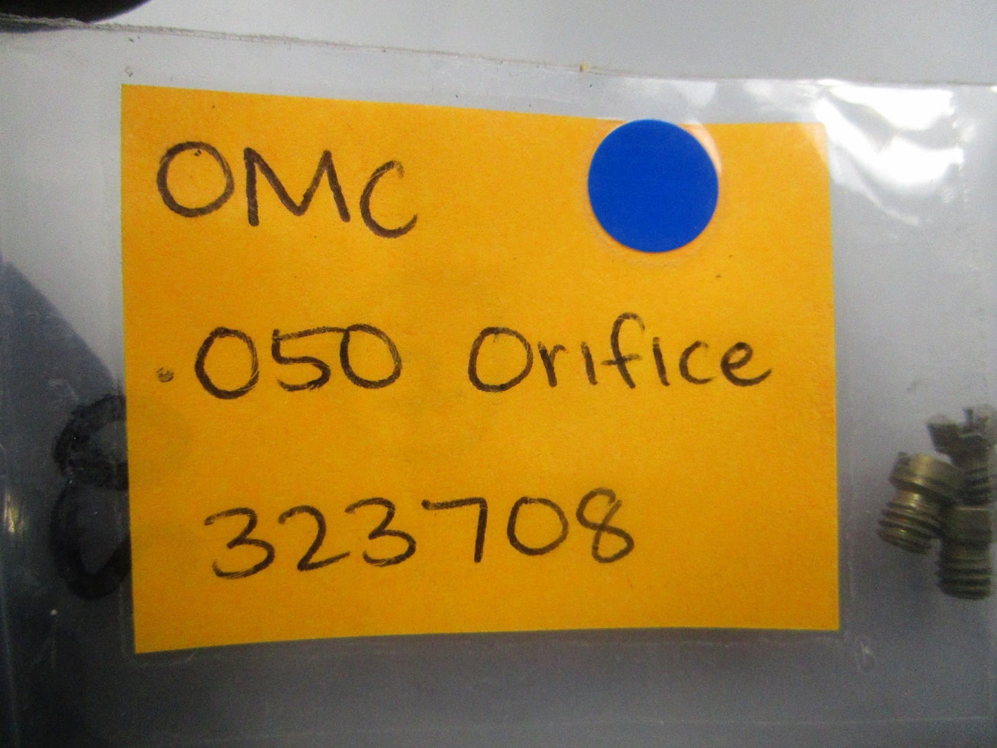 NEW OEM 323708 0323708 OMC Johnson Evinrude .050 Orifice 0810