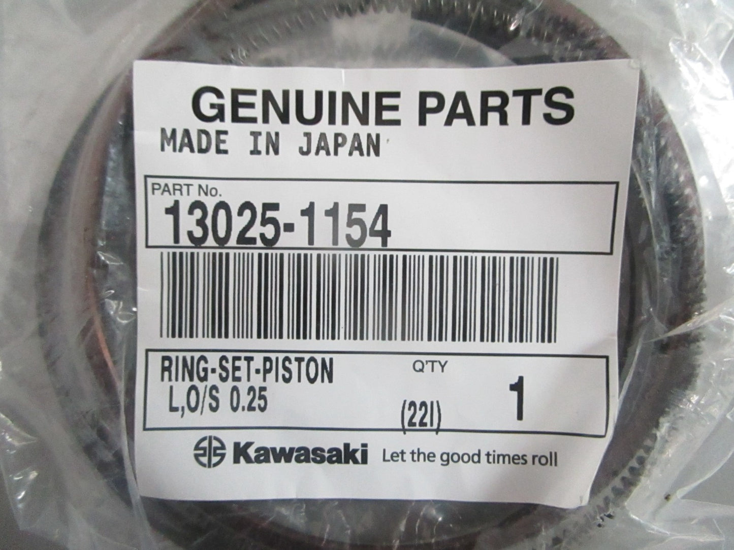 NEW OEM 13025-1154 Kawasaki Piston Ring Set 0820