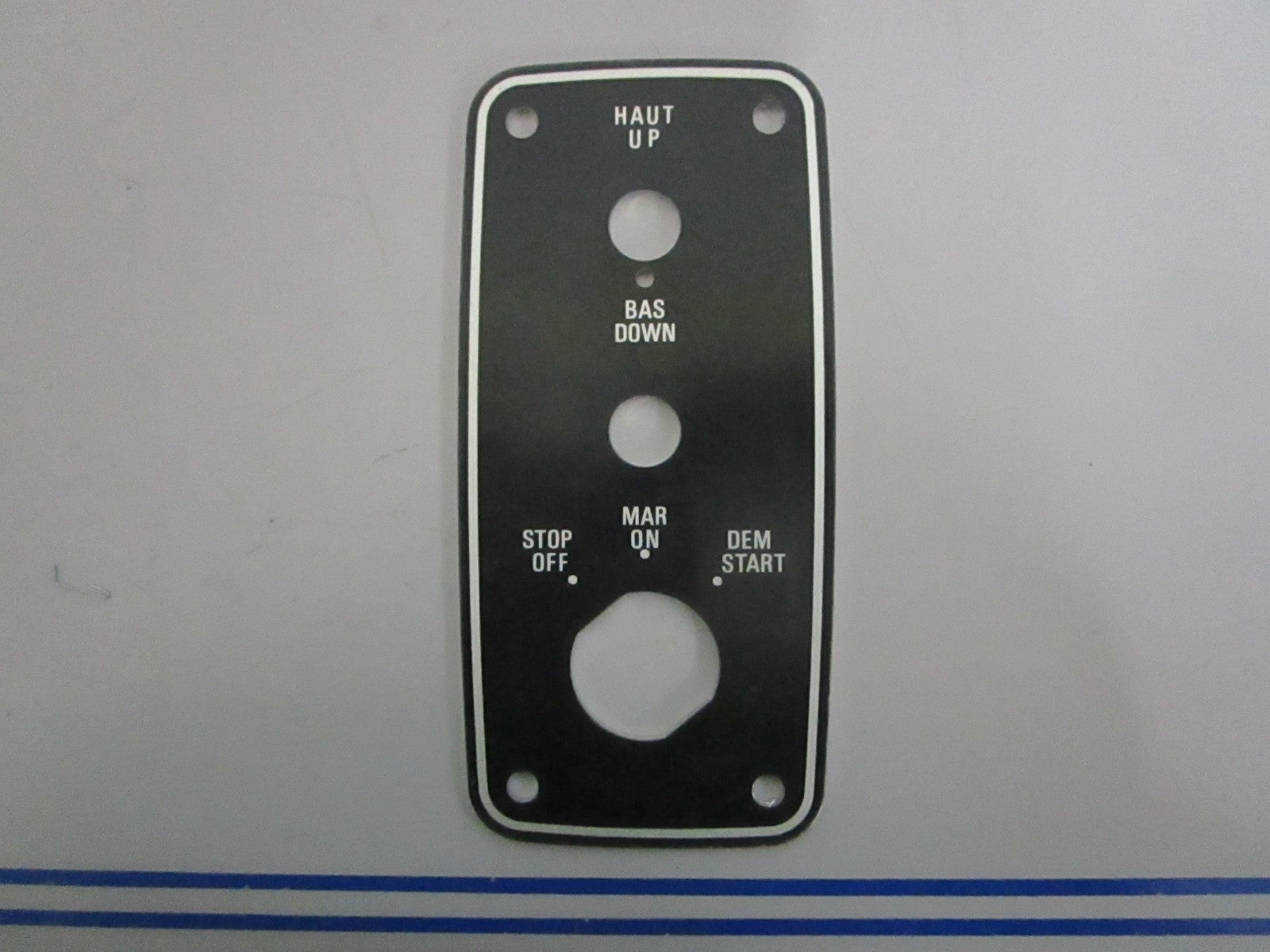 NEW OEM 37852-94600 Suzuki Ignition Switch Plate 0820