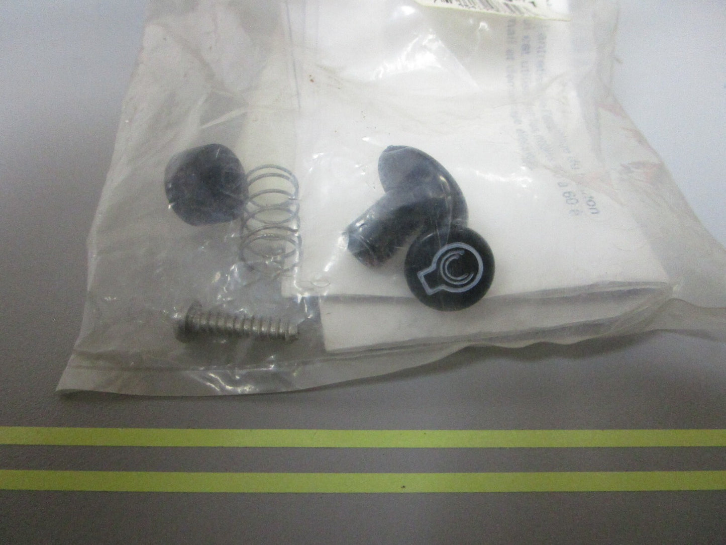 *NEW OEM* 0810 OMC Johnson Evinrude Start Button Kit 438618 0438618