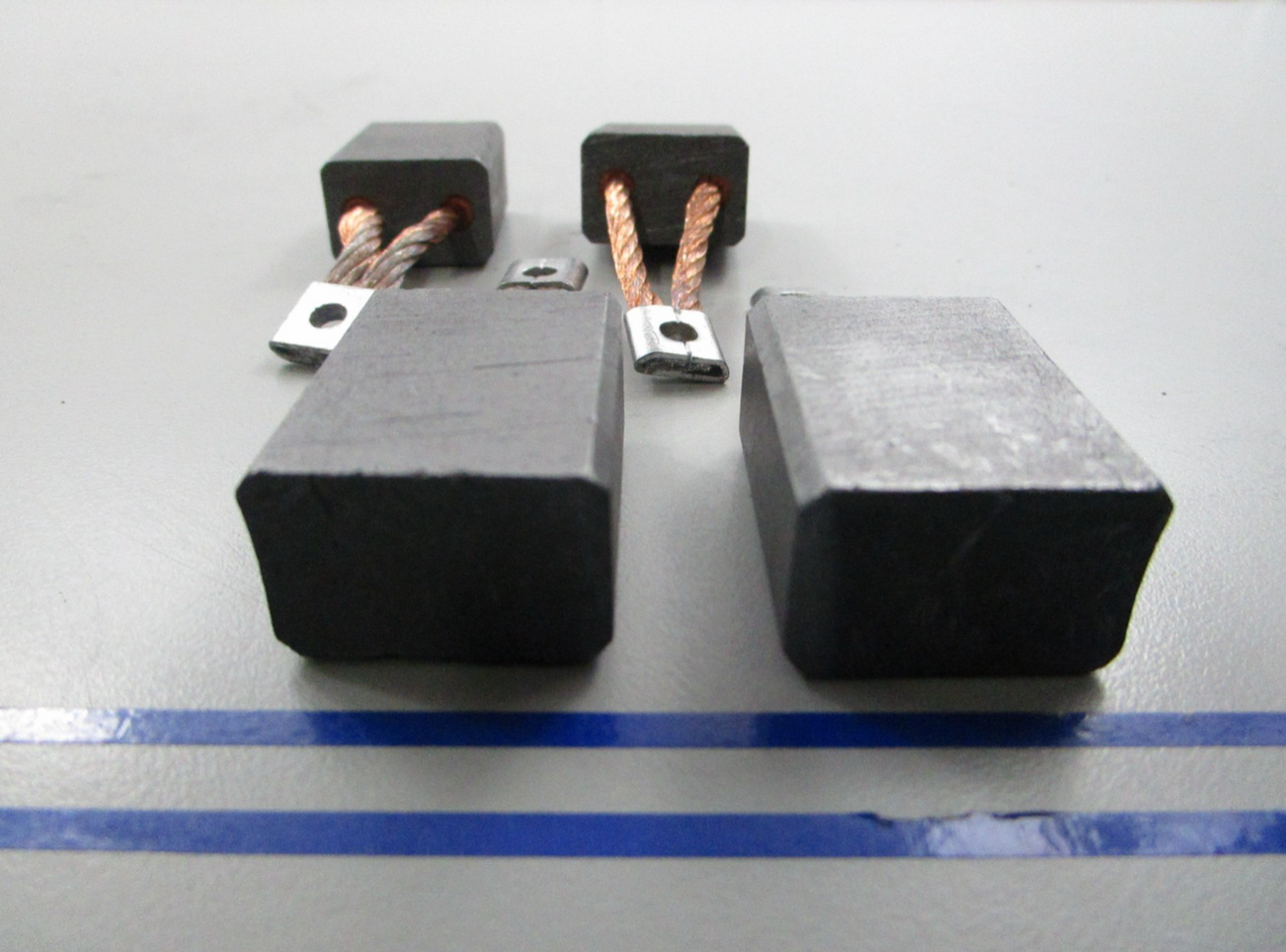 *NEW OEM* 0810 Crown Brush Set 118942