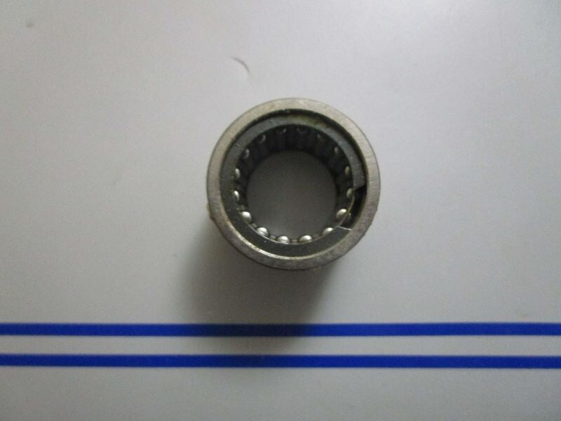 *NEW OEM* 0770 OMC Johnson Evinrude Bearing 302499 0302499
