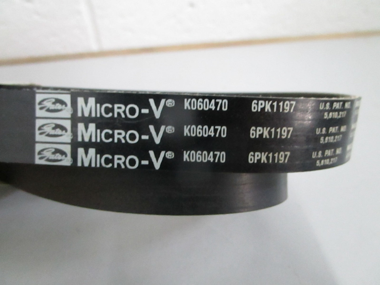 NEW K060470 Gates Micro-V AT Serpentine Belt 0820