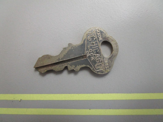 *NEW OEM* 0810 OMC Johnson Evinrude Ignition Key KF66 501581 0501581