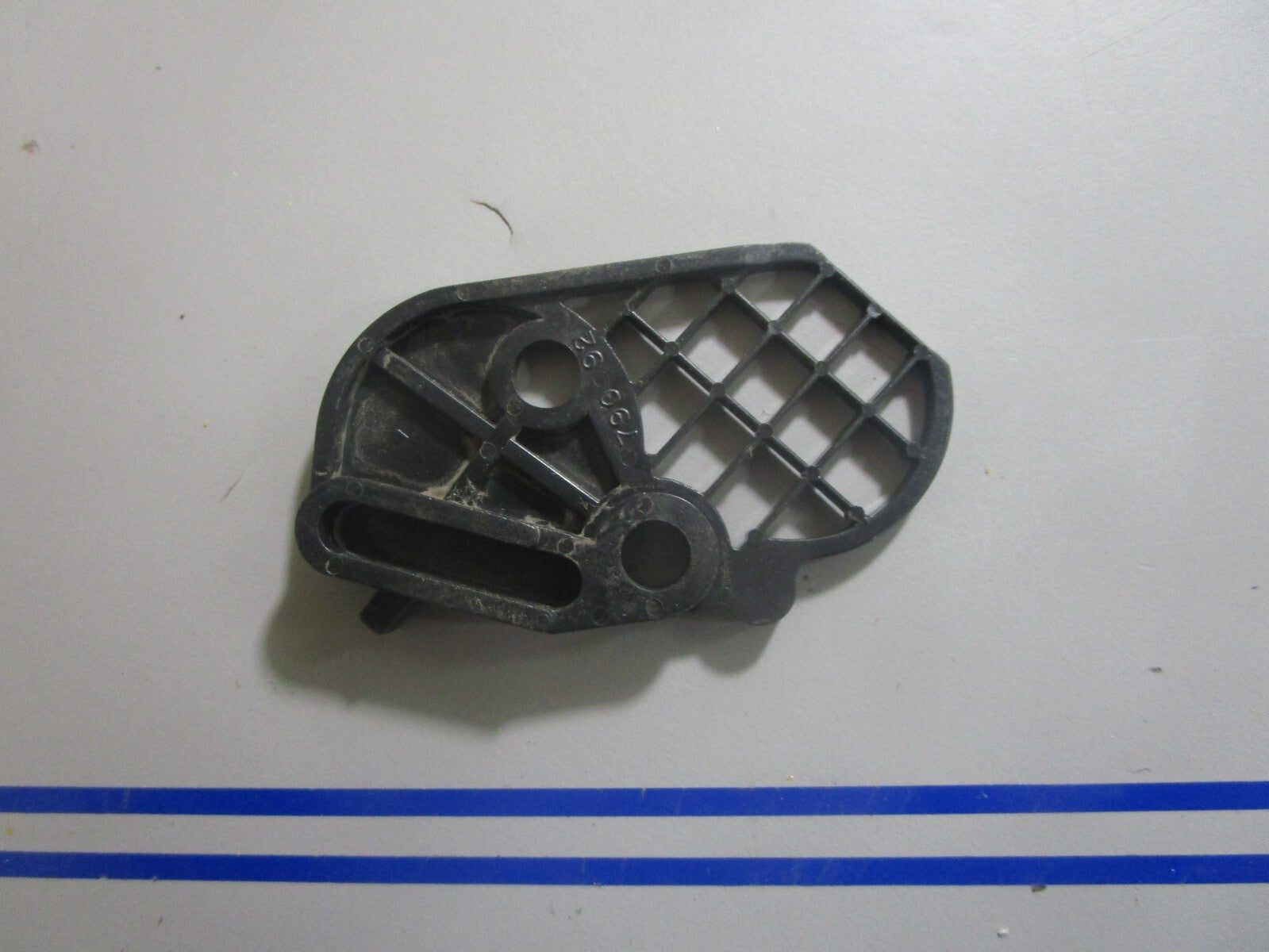 *NEW OEM* 0810 Mercury Quicksilver Choker Shutter 79092