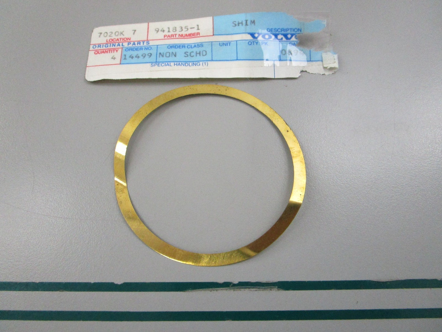 NEW OEM 941835 Volvo Penta Shim 0810