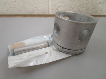 *NEW OEM* 0810 OMC Johnson Evinrude Piston & Wrist Pin Assembly 386260 0386260