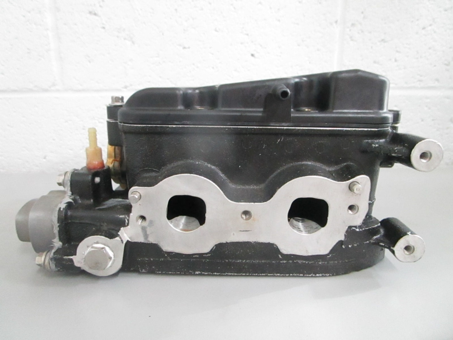 NEW OEM 437992 0437992 OMC Johnson Evinrude 9.9-15HP Cylinder Head Case 0820