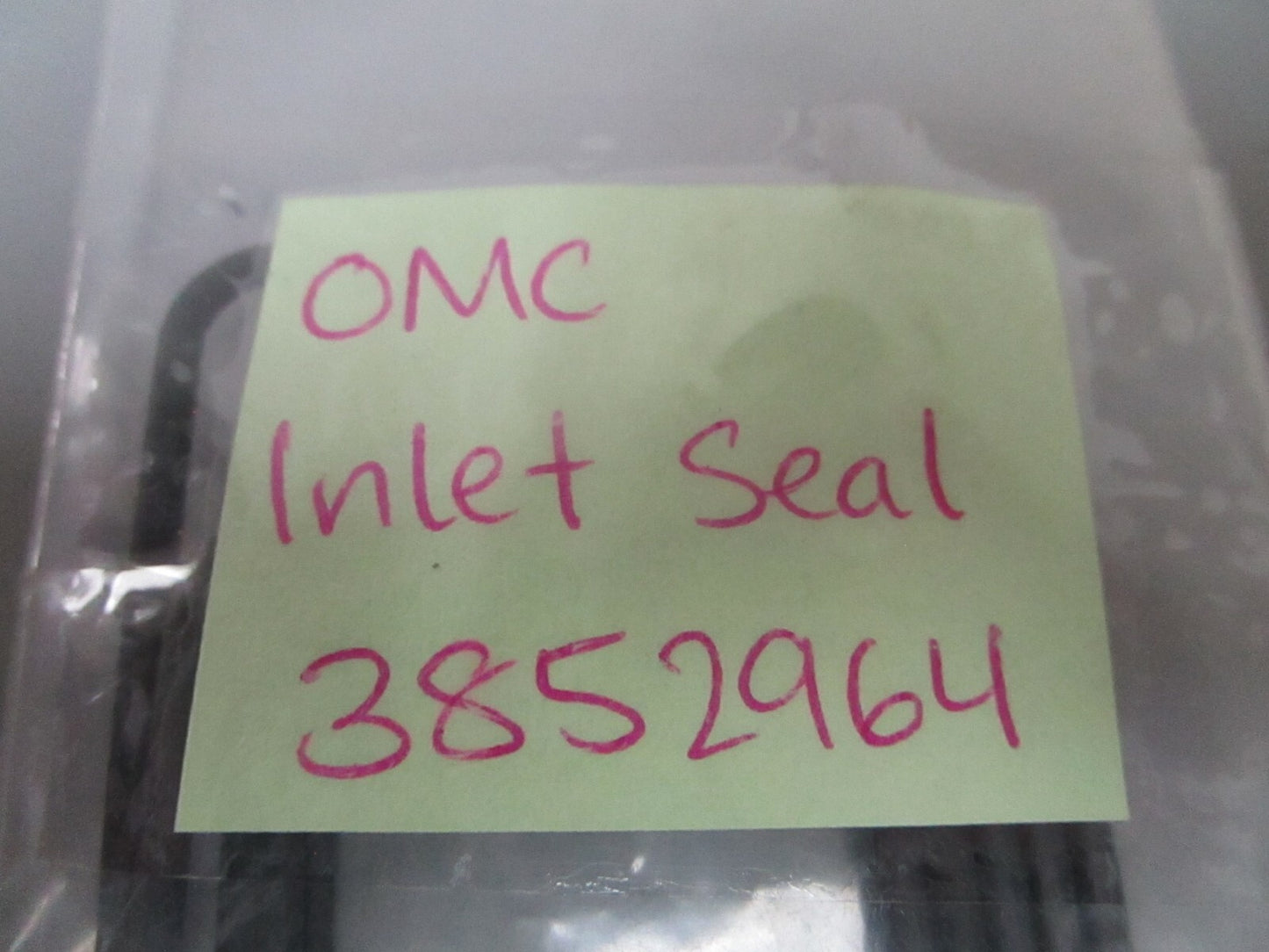 *NEW OEM* 0810 OMC Johnson Evinrude Inlet Seal 3852964