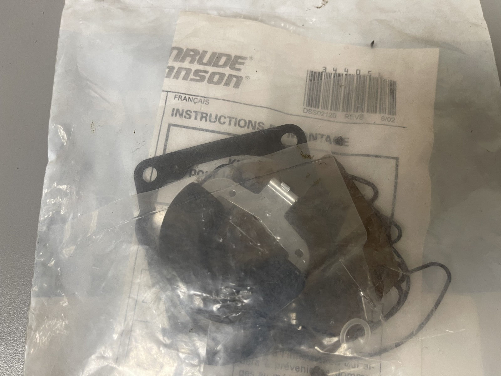 NEW OEM 438996 Johnson Evinrude Carb Repair Kit 0670