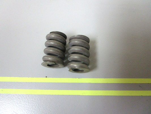 *NEW OEM* (LOT OF 2) 0750 OMC Johnson Evinrude SPRING 309825 0309825