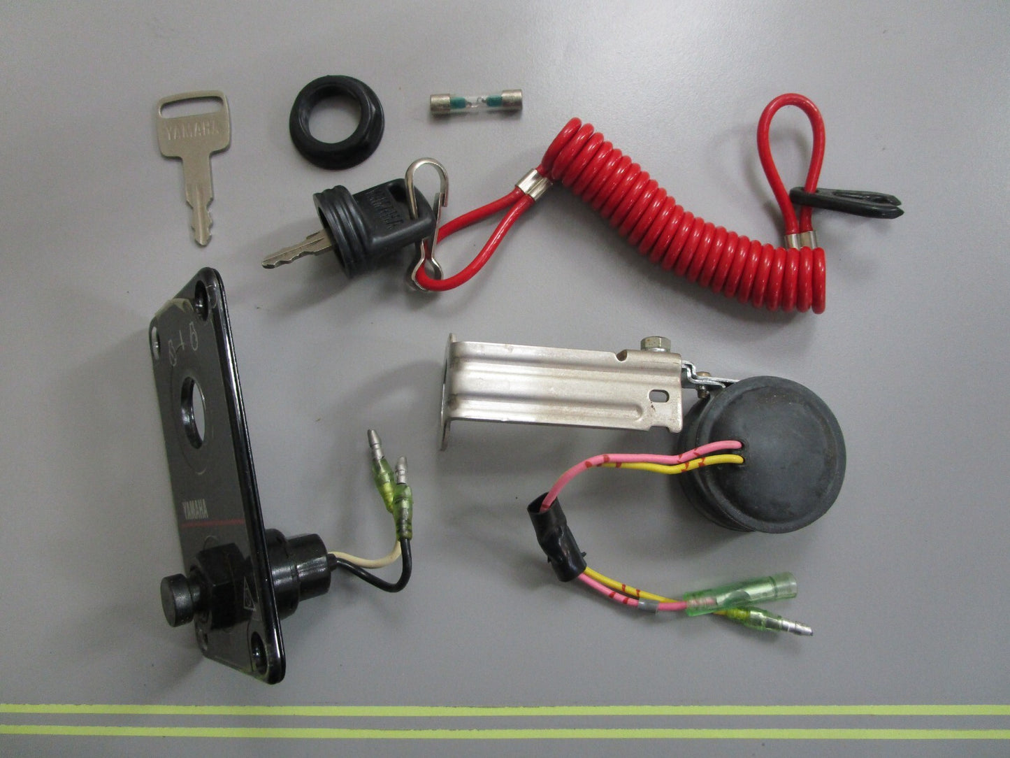 *NEW OEM* 0820 Yamaha Switch Panel Ay 704-82570-08-00