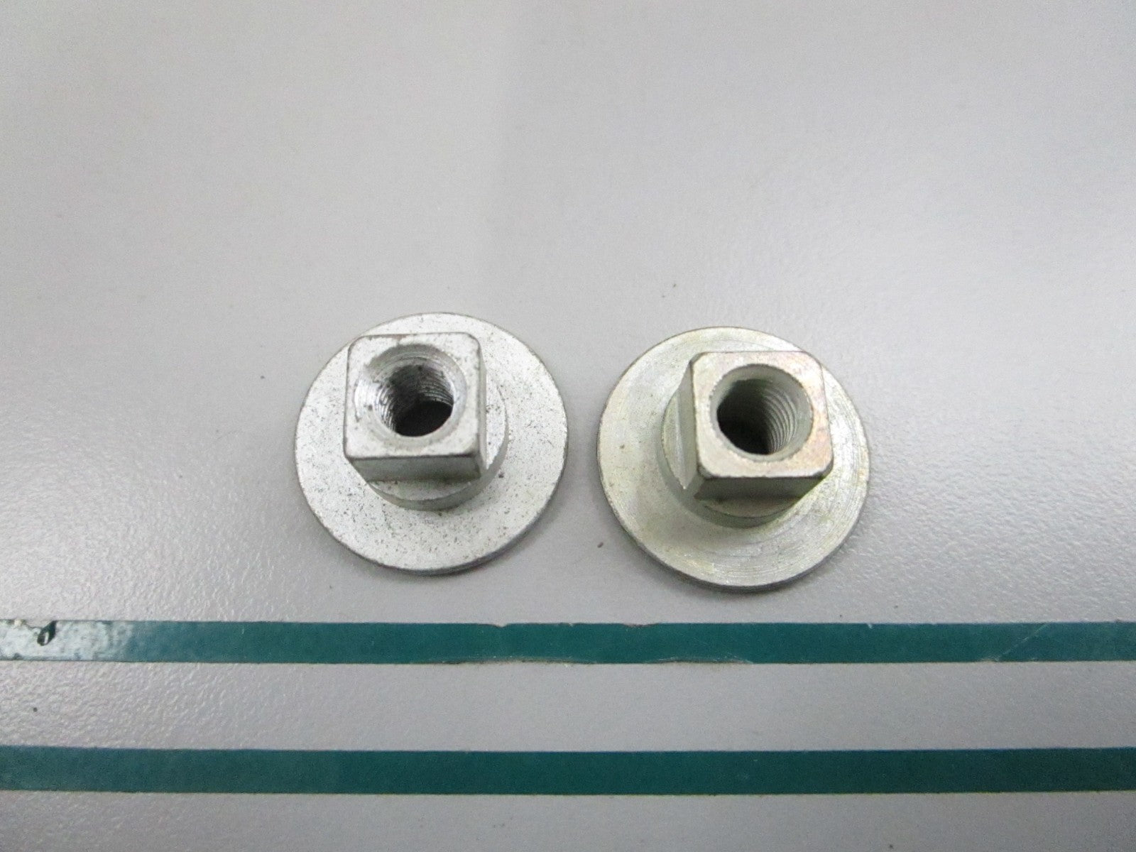 NEW OEM (LOT OF 2) 26711 Mercury Quicksilver Pivot 0810