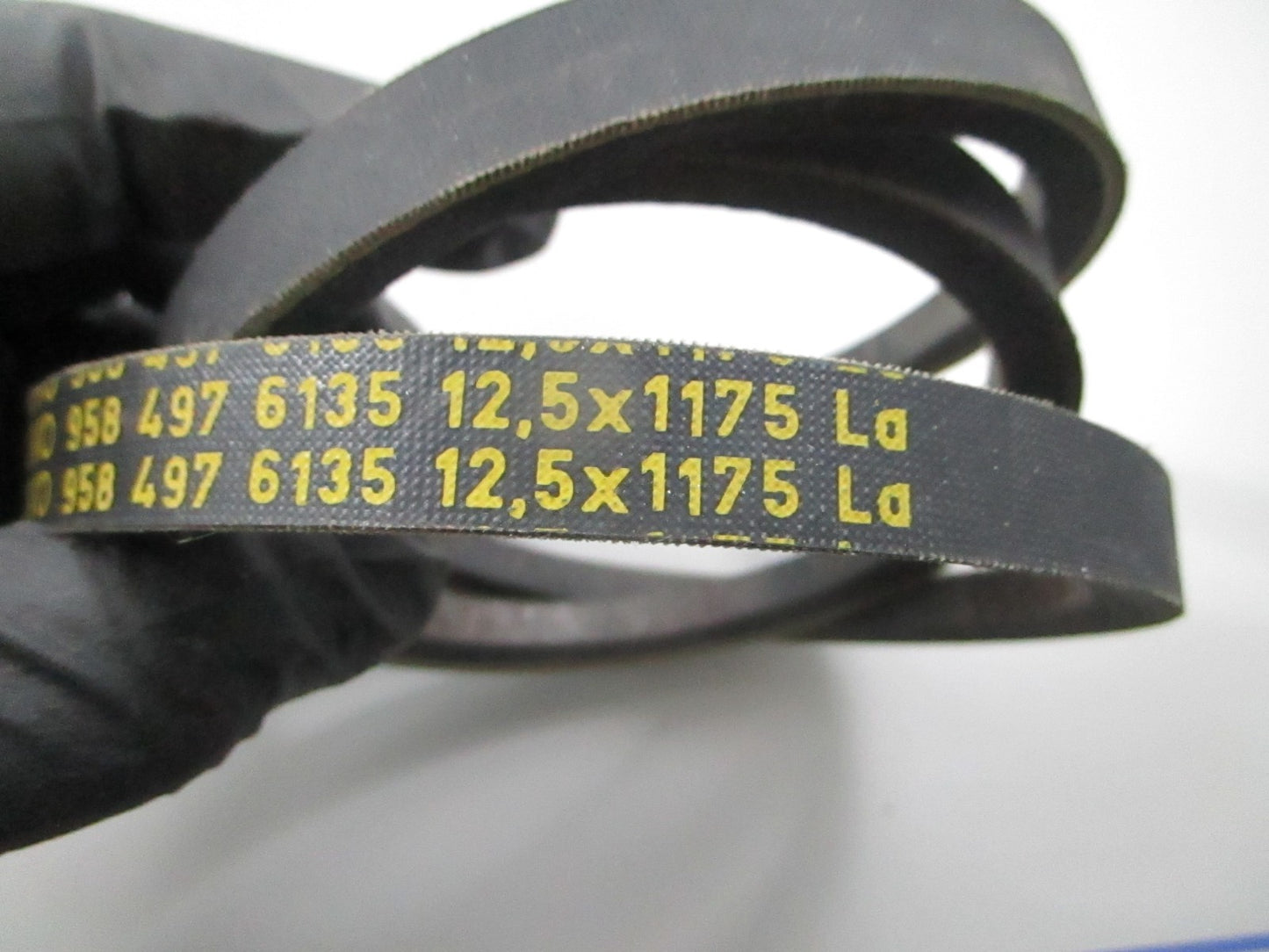 *NEW OEM* 0810 Volvo Penta Drive Belt 958497-0