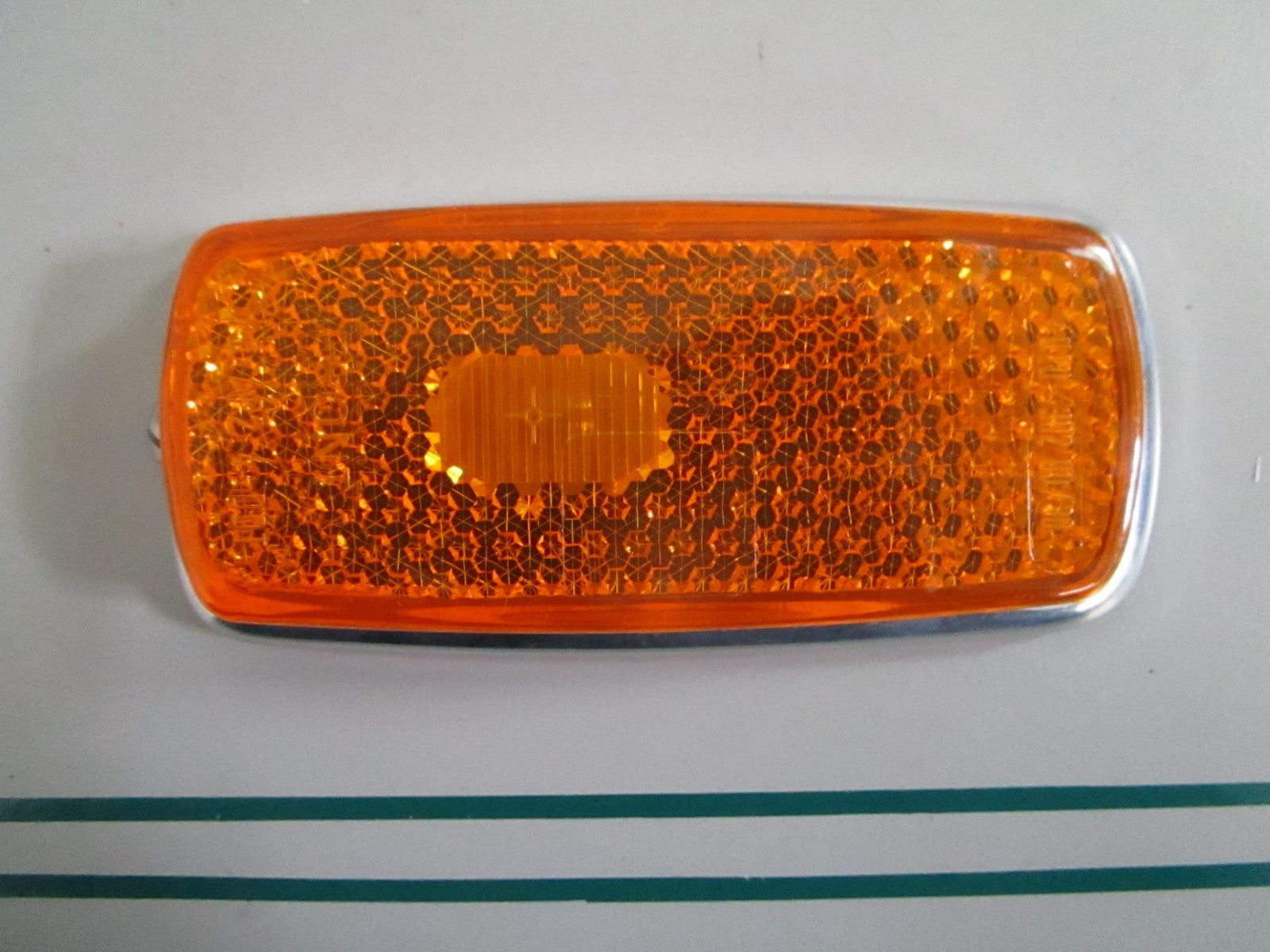 NEW OEM 0008261457 Mercedes-Benz Front Amber Lens 0820