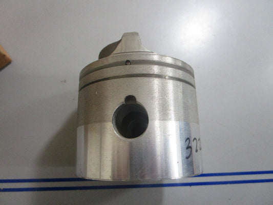 *NEW OEM* 0720 OMC Johnson Evinrude Piston 322356 0322356