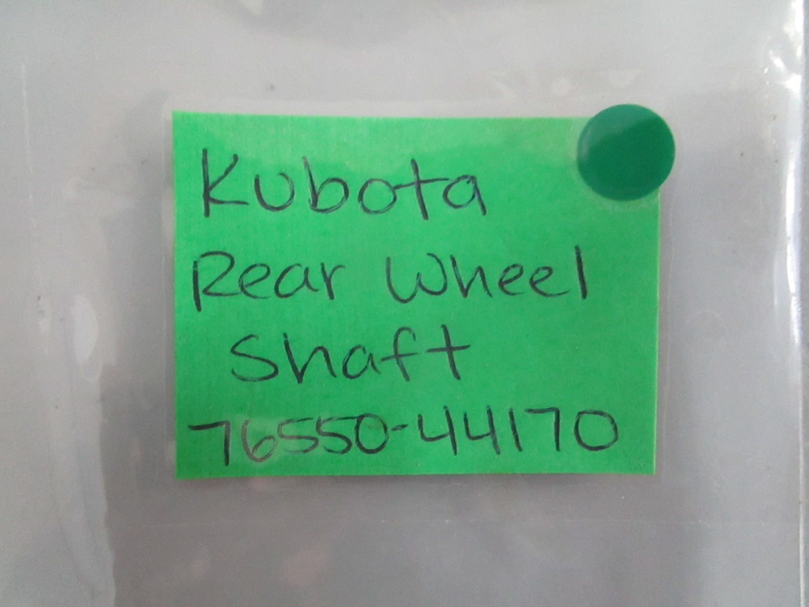 NEW OEM 76550-44170 Kubota Rear Wheel Shaft 0820