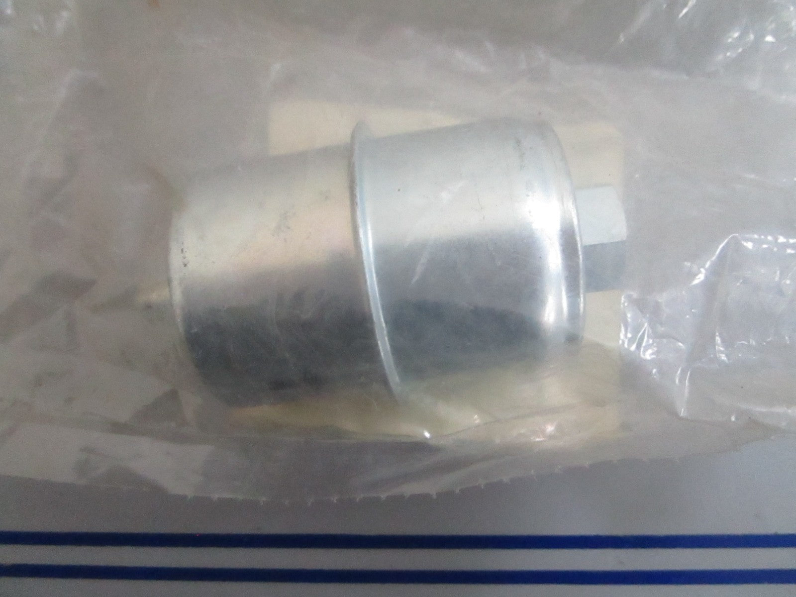 *NEW OEM* 0820 Bobcat Fuel Filter 6512106