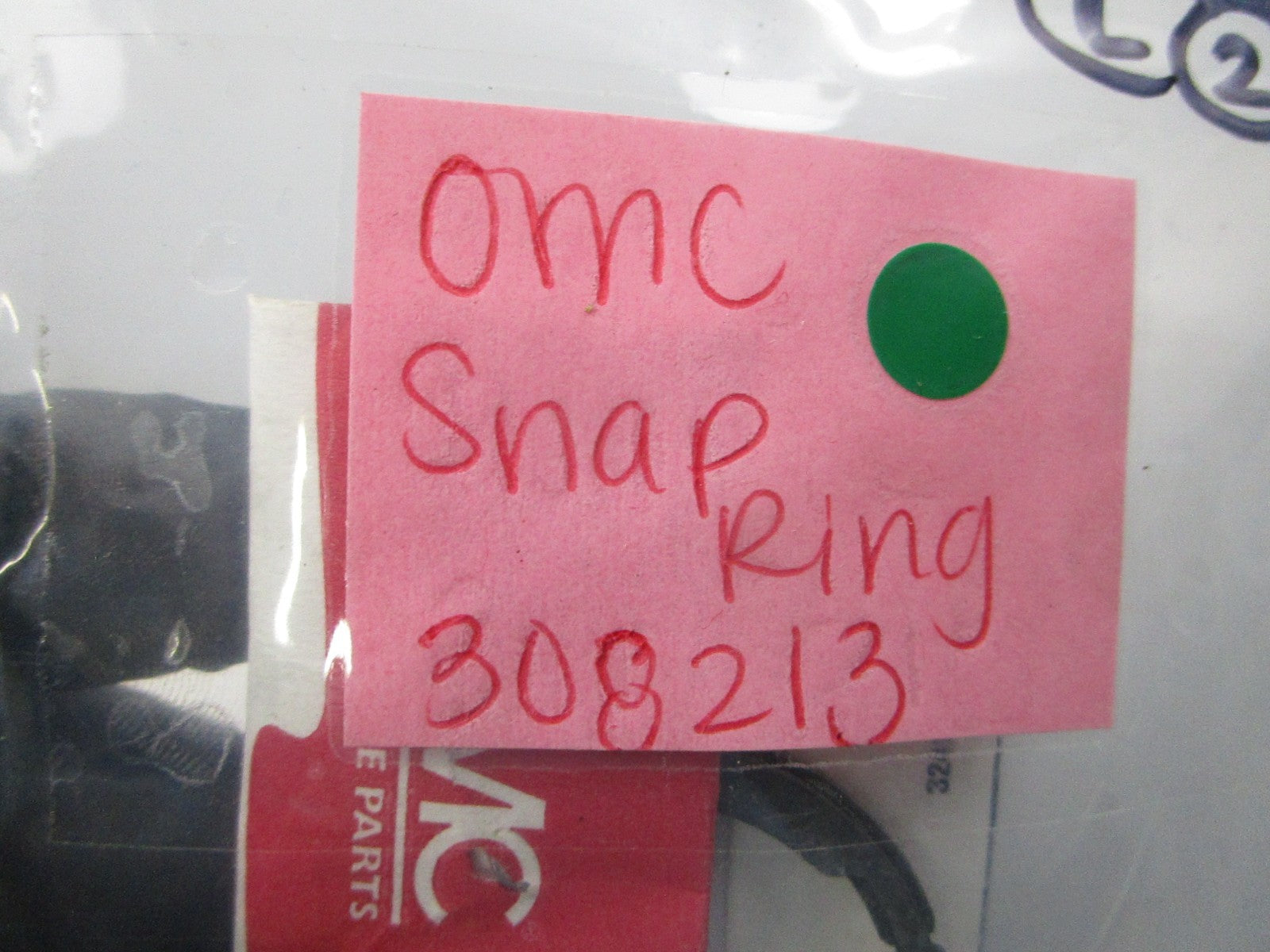 NEW OEM (LOT OF 2) 308213 0308213 OMC Johnson Evinrude Snap Ring 0810
