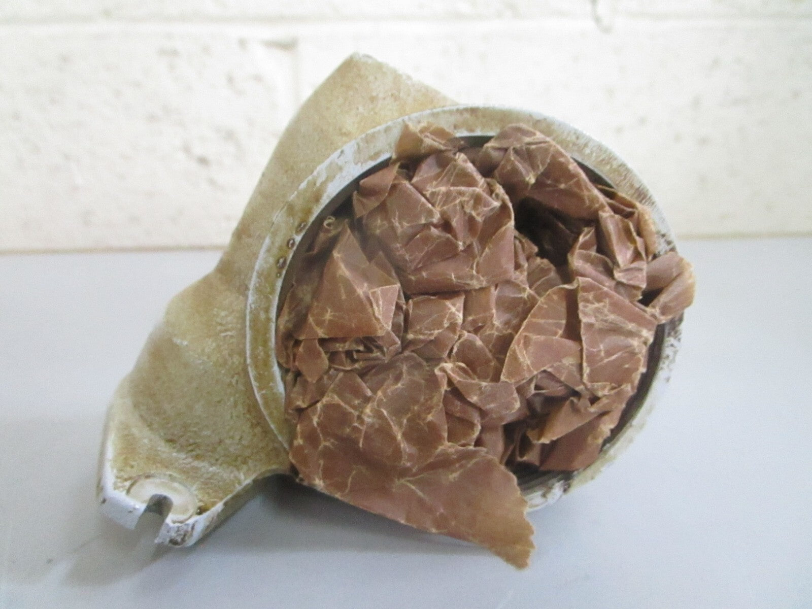 *NEW OEM* 0820 Volvo Penta Bearing Housing 897658