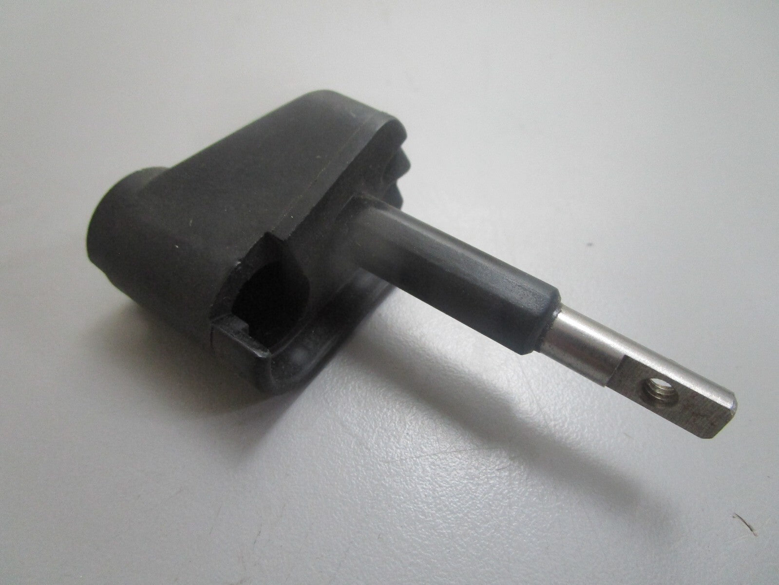 *NEW OEM* 0810 OMC Johnson Evinrude Detent Shaft 396927 0396927