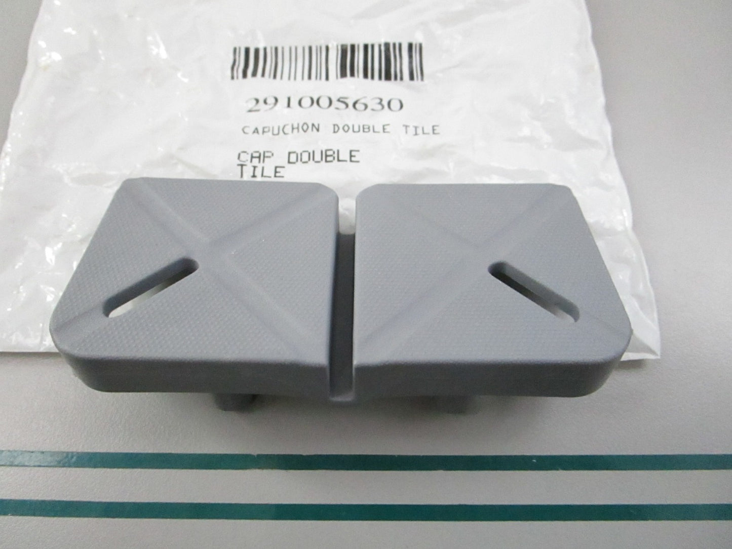 NEW 291005630 Sea-Doo Double Tile Cap 0810