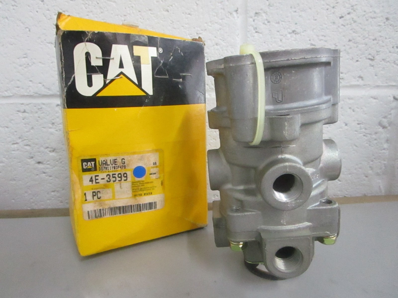 NEW OEM 6N-5926 CAT Long Brass Temperature Sender 0820