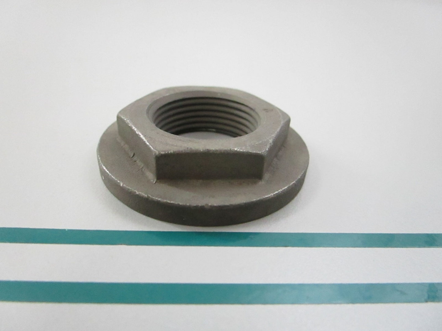 NEW OEM 3852302 Volvo Penta Nut 0810