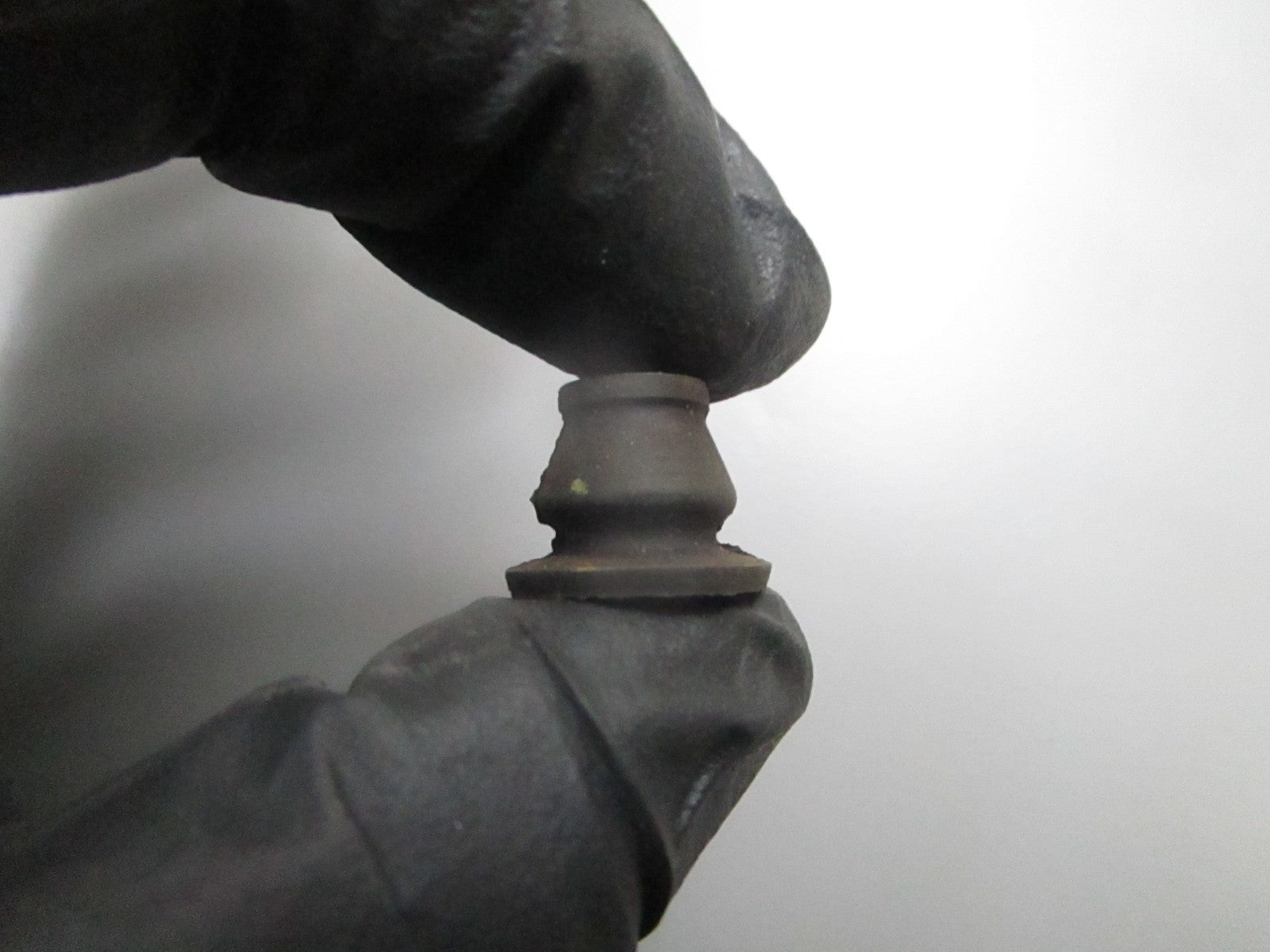 *NEW OEM* 0810 OMC Johnson Evinrude Grommet 311439 0311439