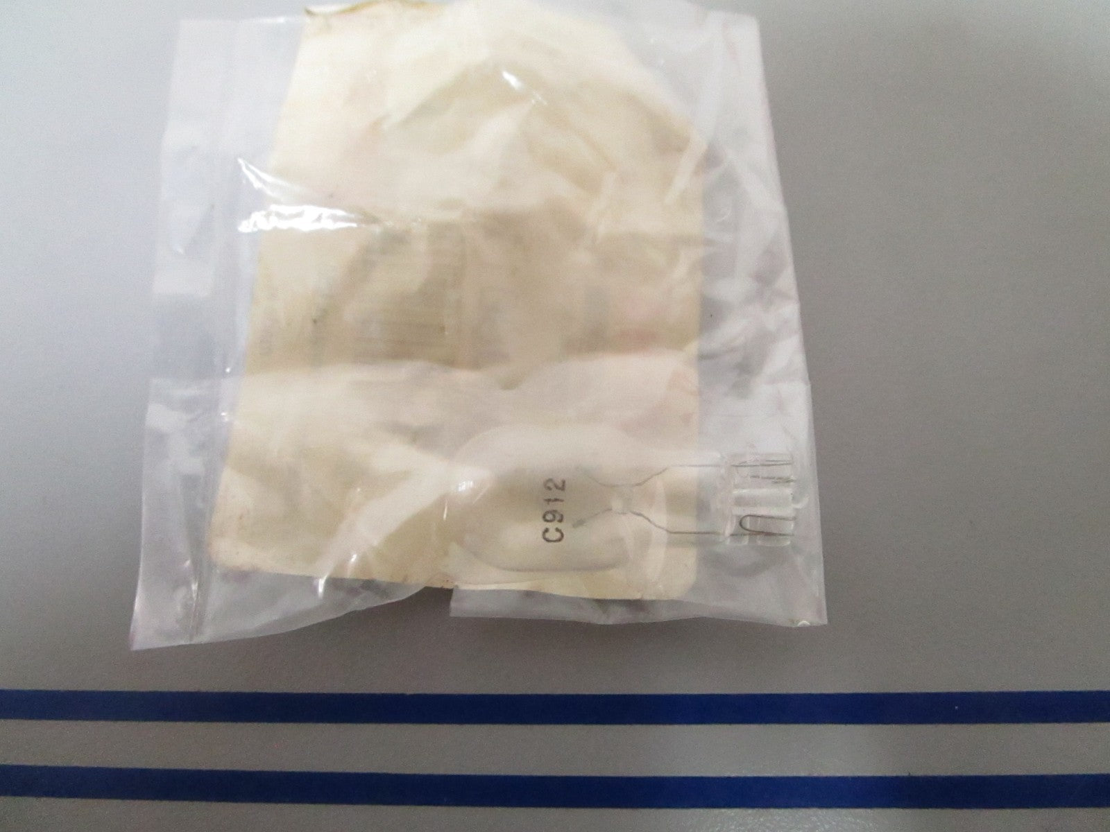 NEW OEM GCA-JU011-01-00 Yamaha Turn Signal Bulb 0810