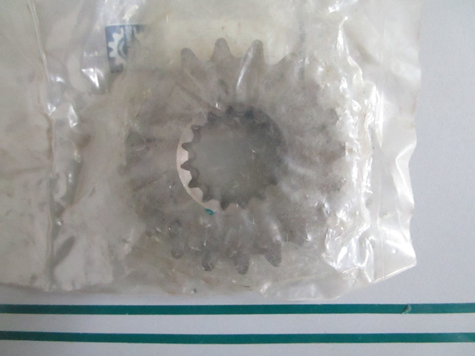 Ski-Doo BRP 504058800 Chaincase Drive Sprocket 20 Tooth NEW OEM 0820