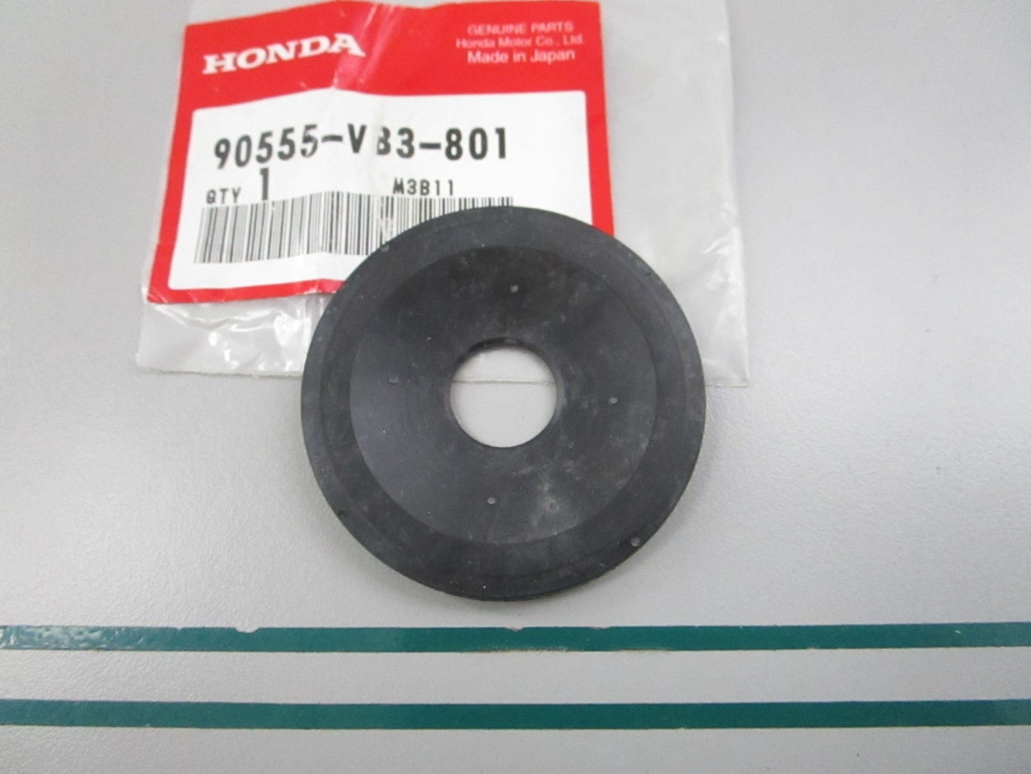 NEW OEM 90555-VB3-801 Honda Rear Wheel Seal 0810