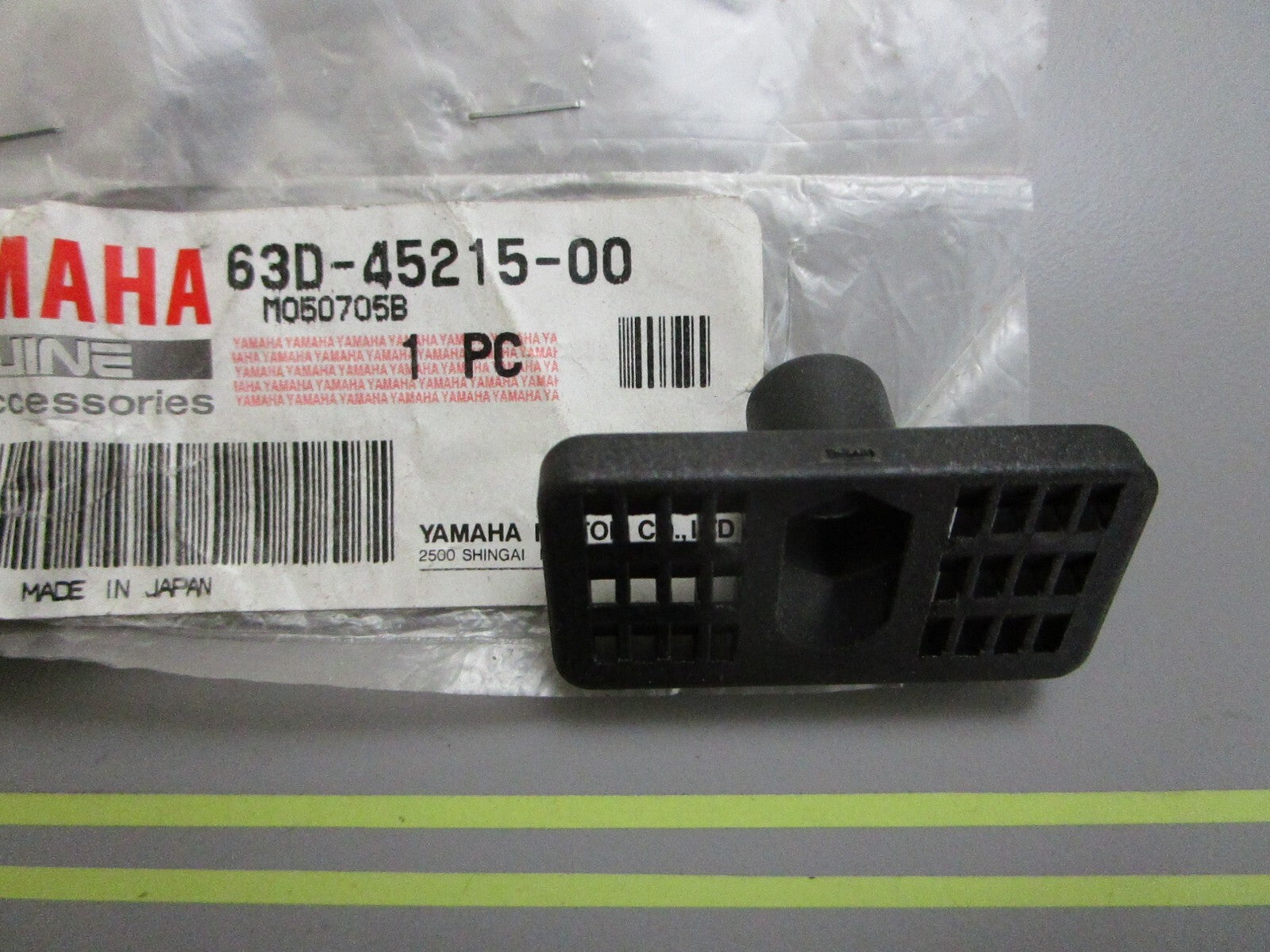 *NEW OEM* 0810 Yamaha Water Inlet Cover 63D-45215-00-00