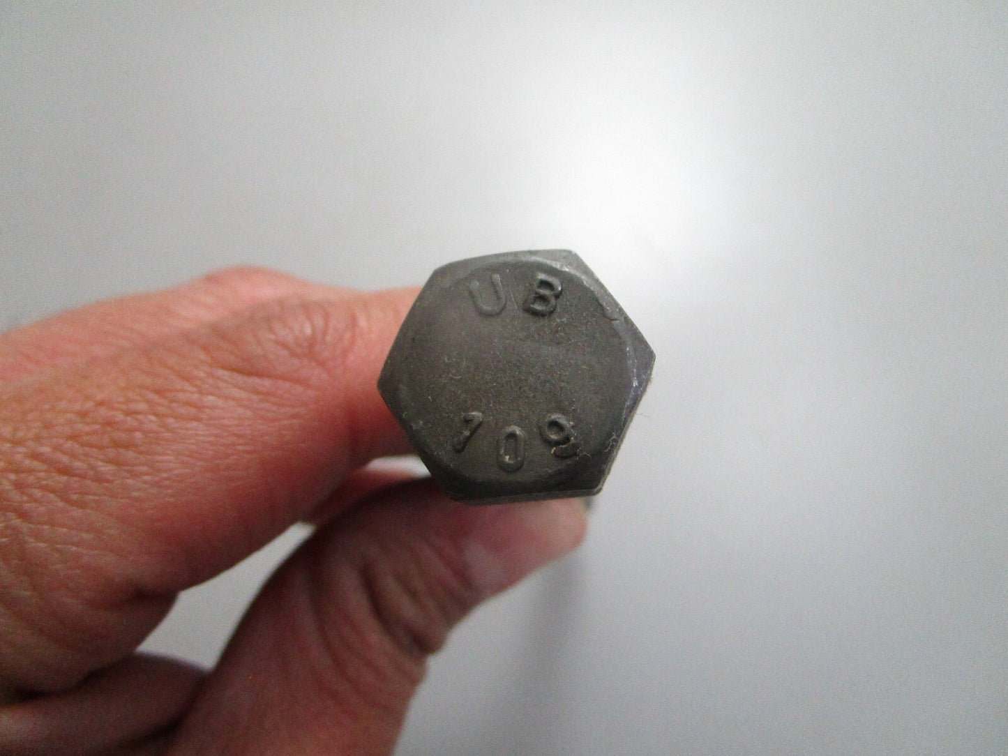 *NEW OEM* 0820 Volvo Penta Cylinder Head Bolt 191523