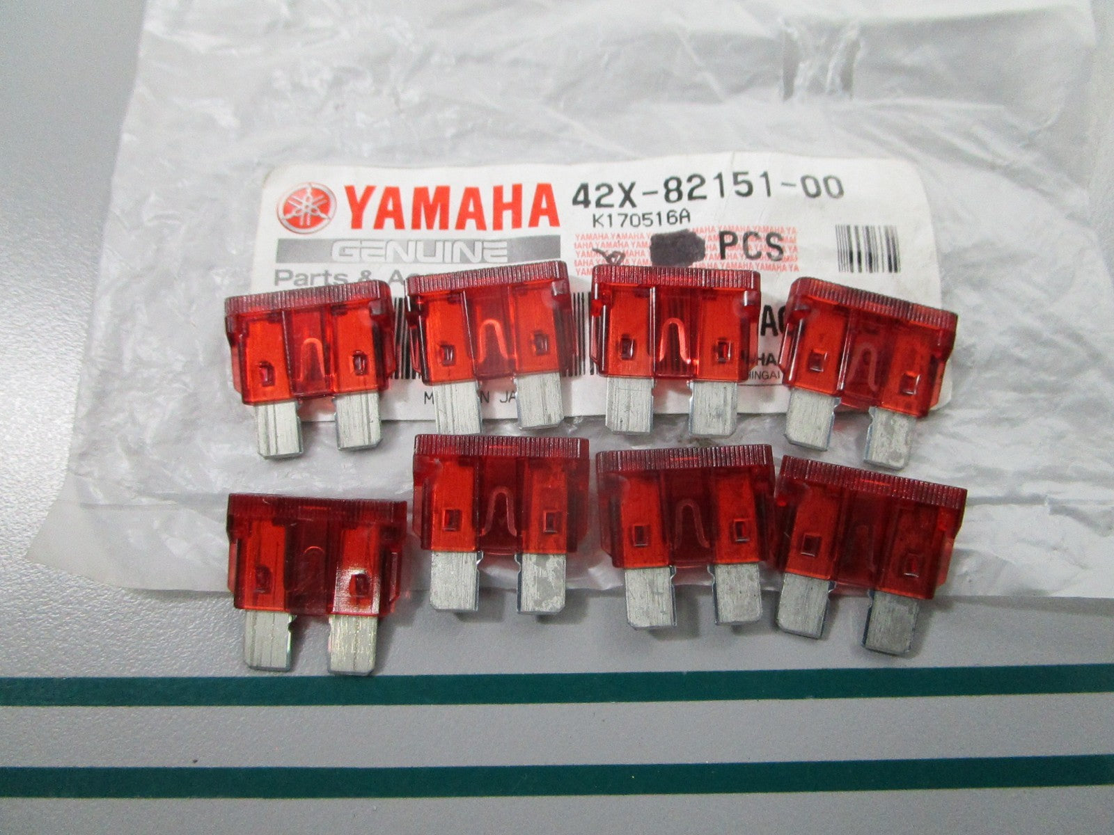 NEW OEM (LOT OF 8) 5Y1-14384-00-00 Yamaha 10AMP Fuse 0810