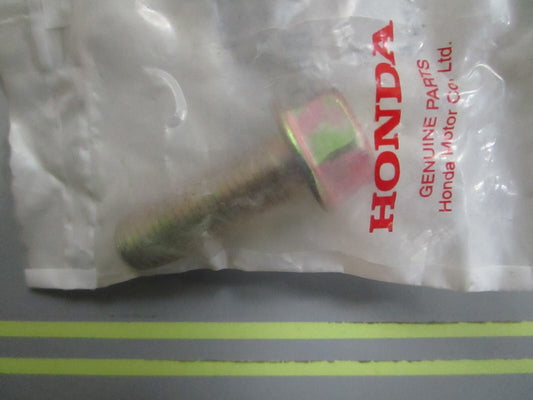 *NEW OEM* 0810 Honda Flange Bolt 95701-1003008