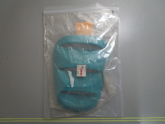 *NEW* 0810 Tigershark Teal Hatch Grille 0673-888