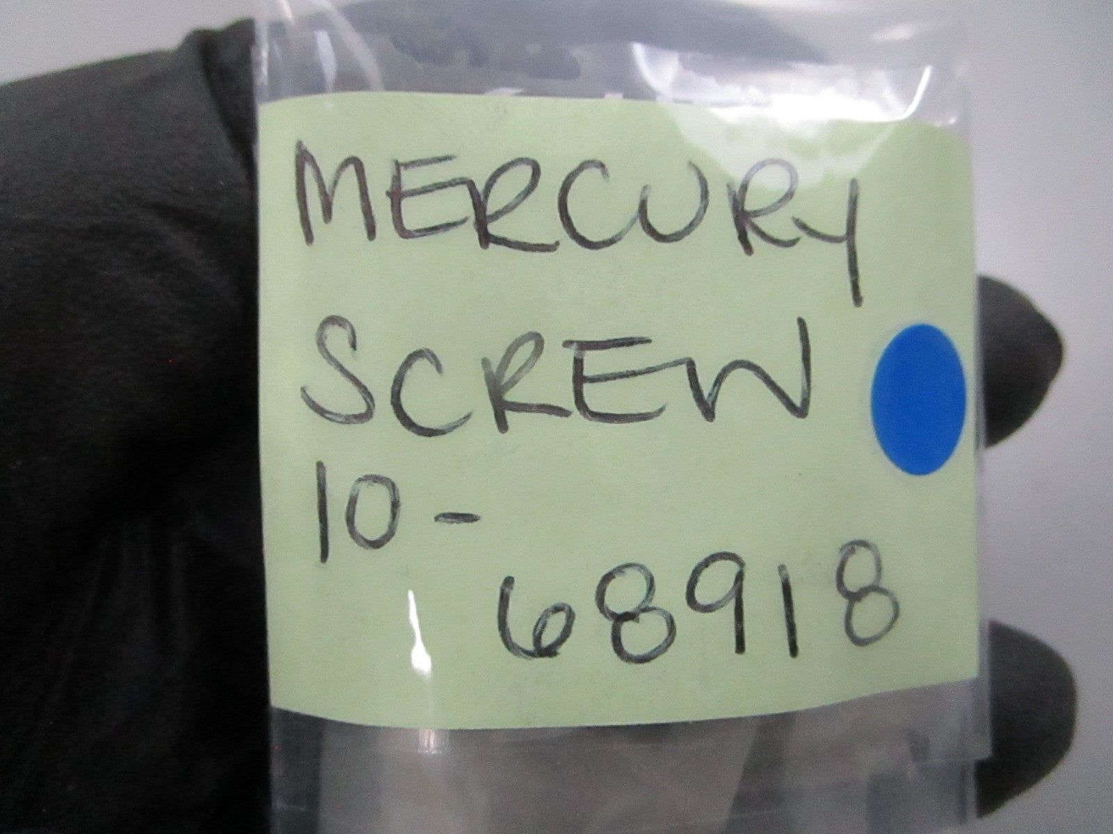 *NEW OEM* (LOT OF 2) 0810 Mercury Quicksilver Screw 10-68918