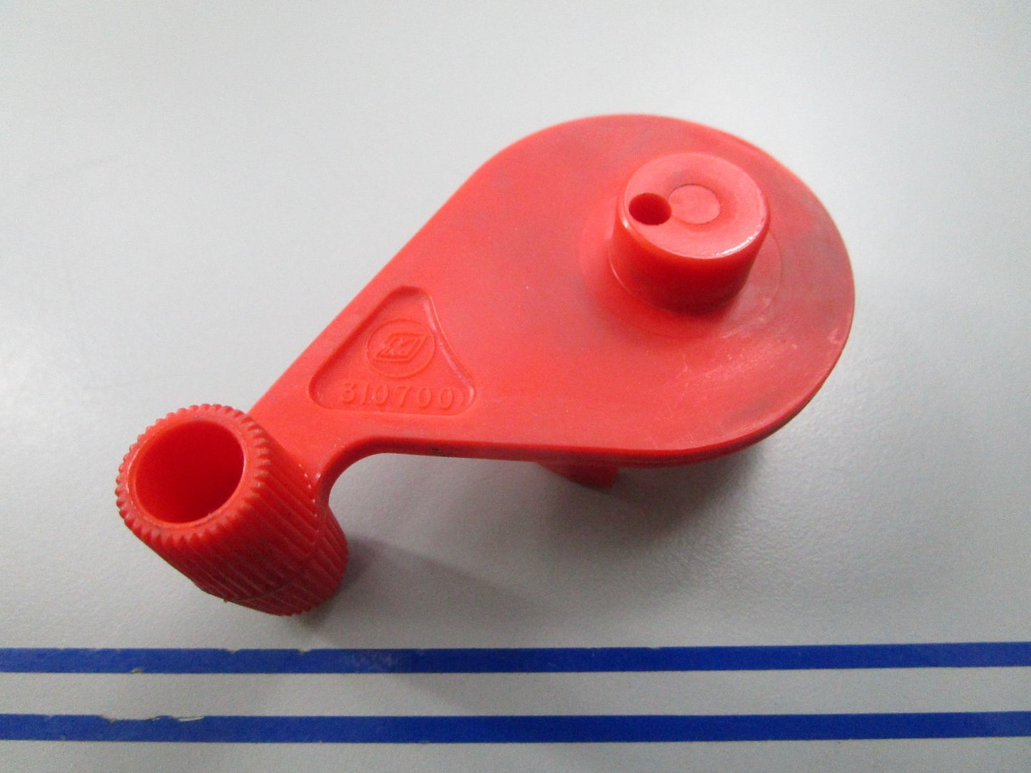NEW OEM 310700 0310700 OMC Johnson Evinrude Lever 0810