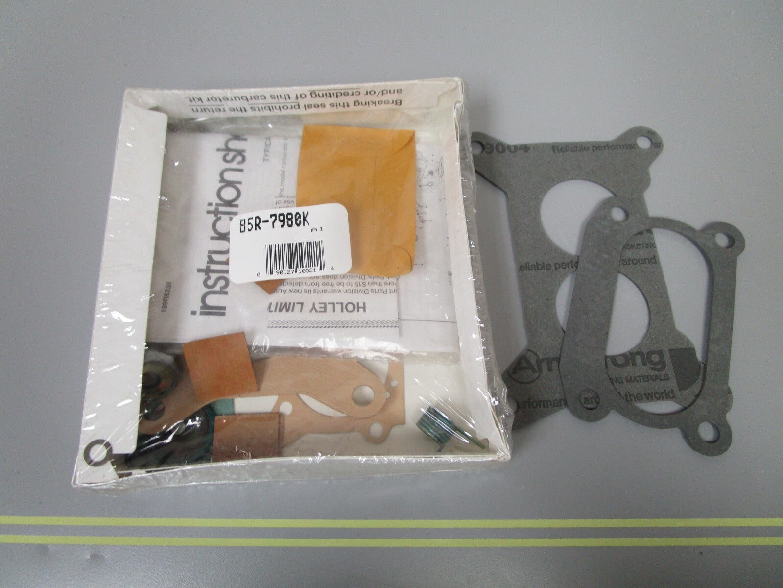 *NEW OEM* 0810 OMC Johnson Evinrude Carburetor Kit 3854347