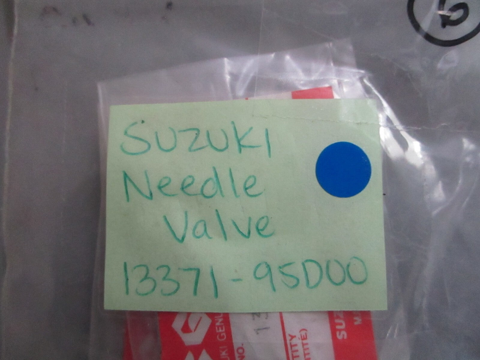 *NEW OEM* 0810 Suzuki Needle Valve 13371-95D00