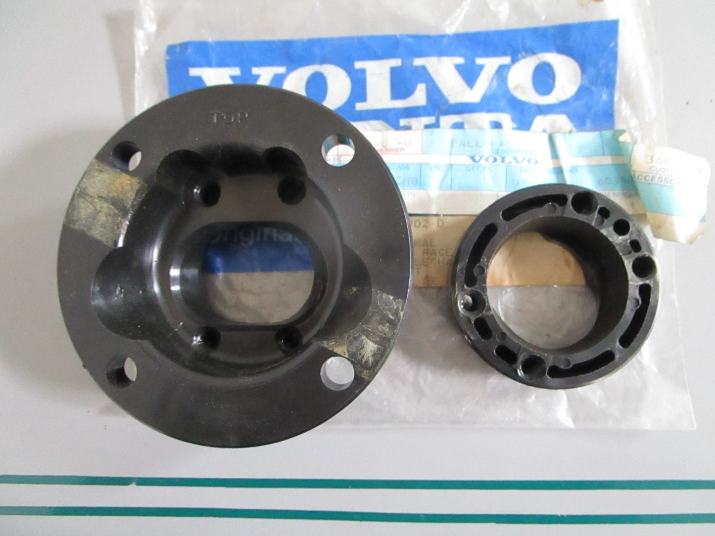 NEW OEM 809902 Volvo Penta Ball Race 0820