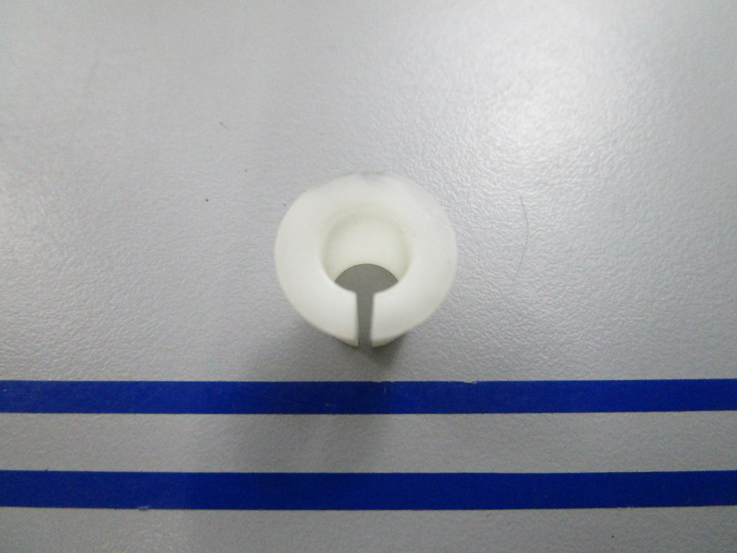 NEW OEM Yamaha 90386-07M58 Bushing 0810