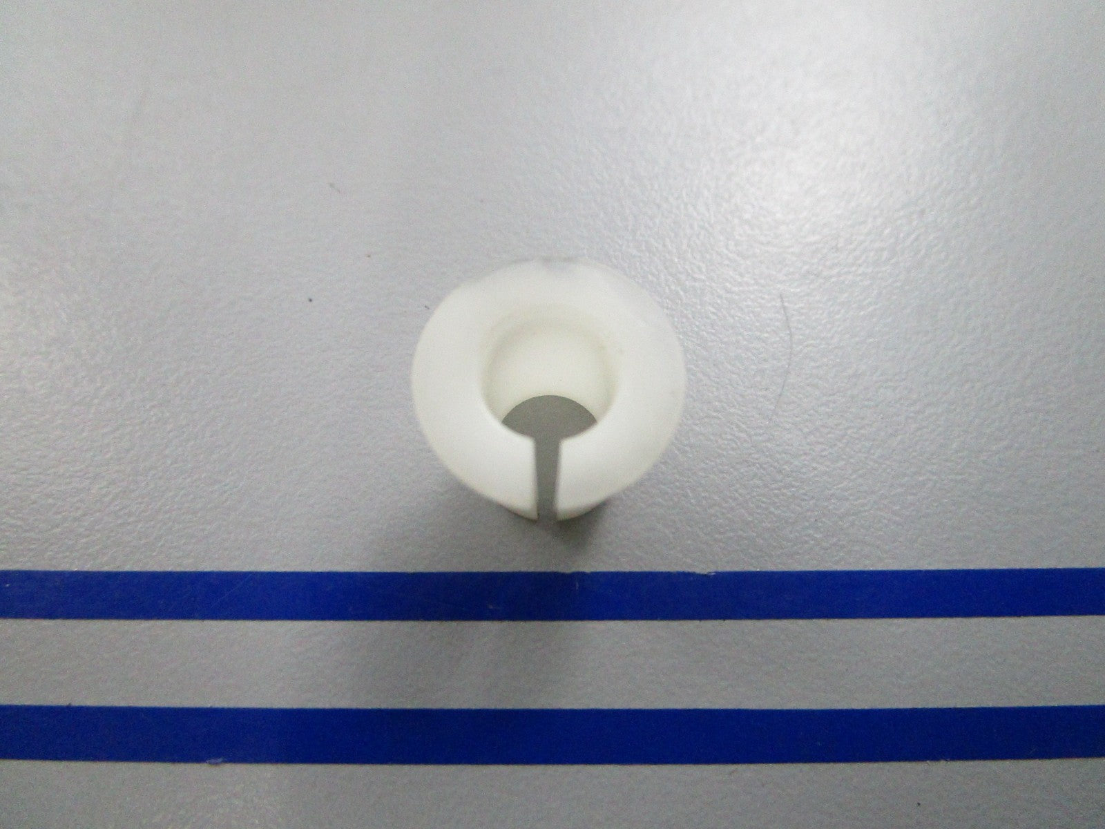 NEW OEM Yamaha 90386-07M58 Bushing 0810