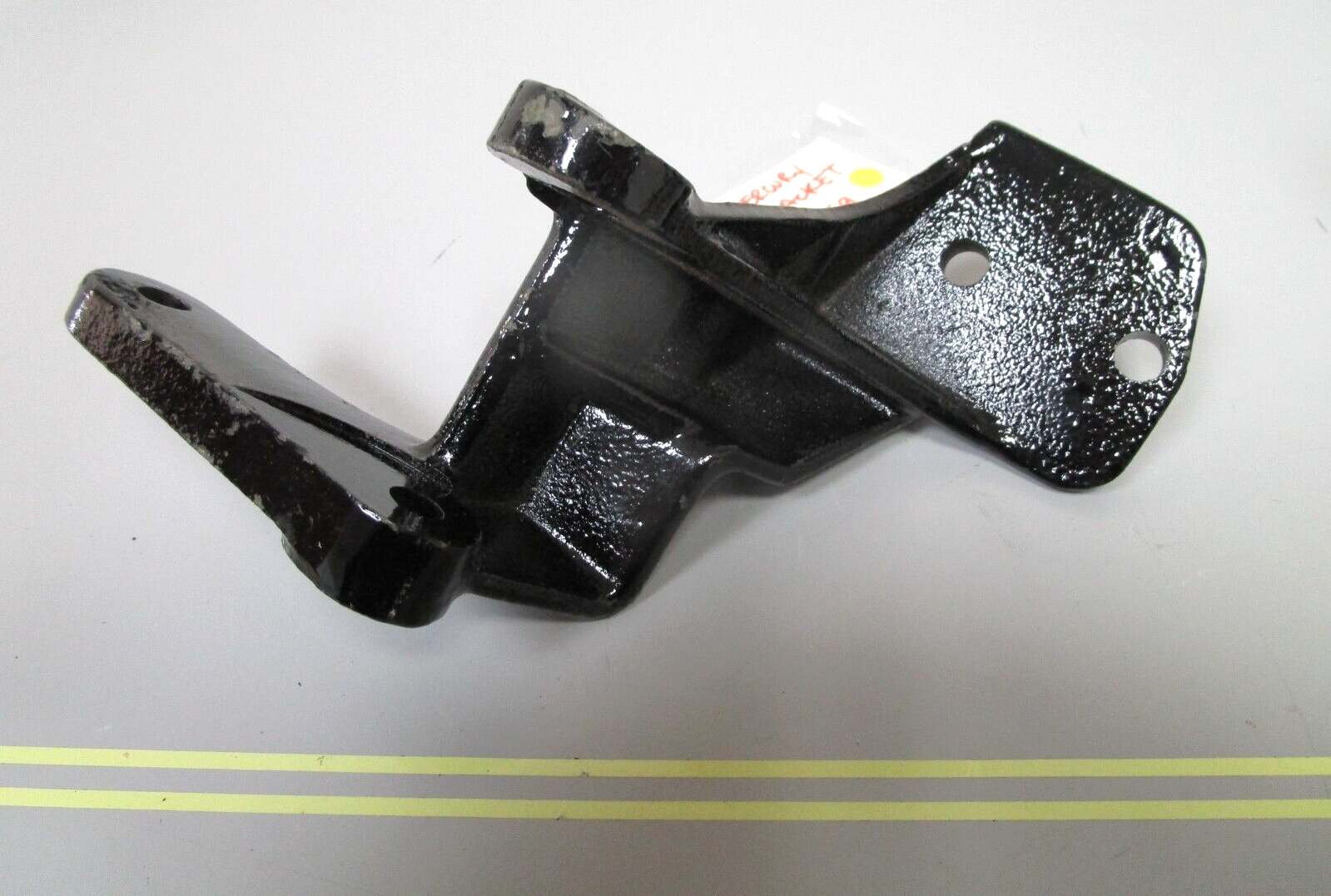 *NEW OEM* 0720 Mercury Quicksilver Mercruiser Bracket 61859