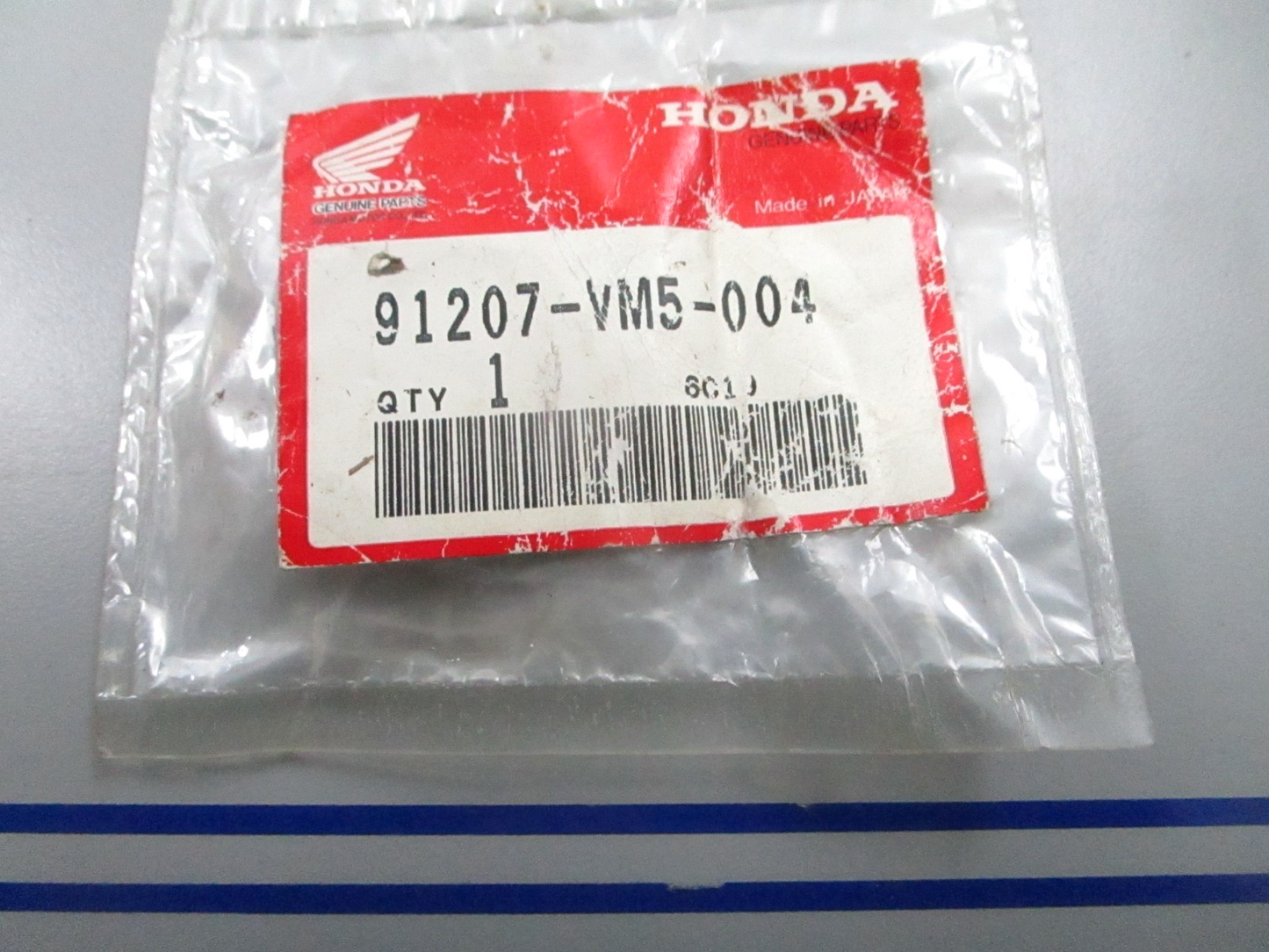 *NEW OEM* 0810 Honda Seal 91207-VM5-004