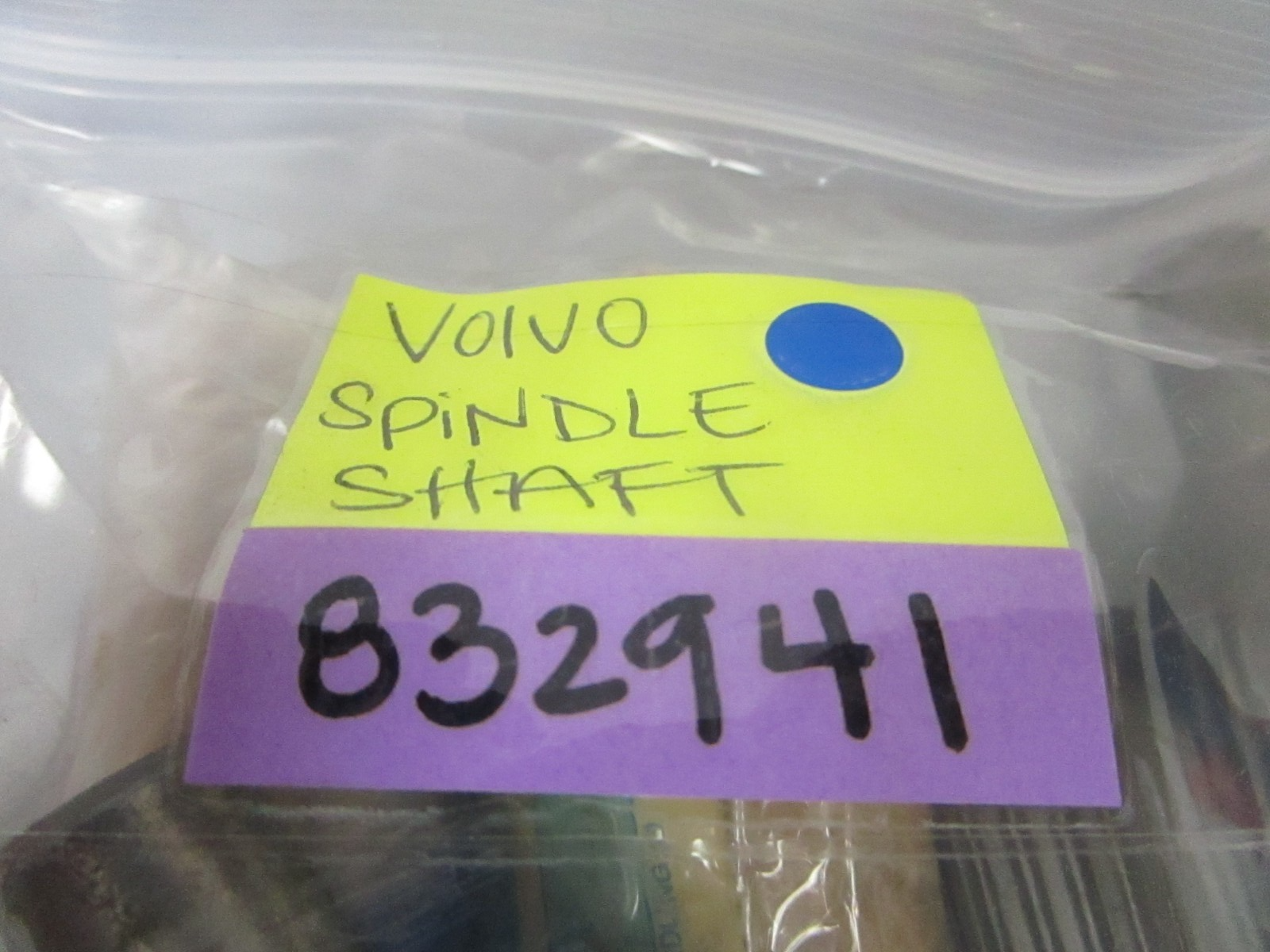 *NEW OEM* 0720 Volvo Penta Spindle Shaft 832941