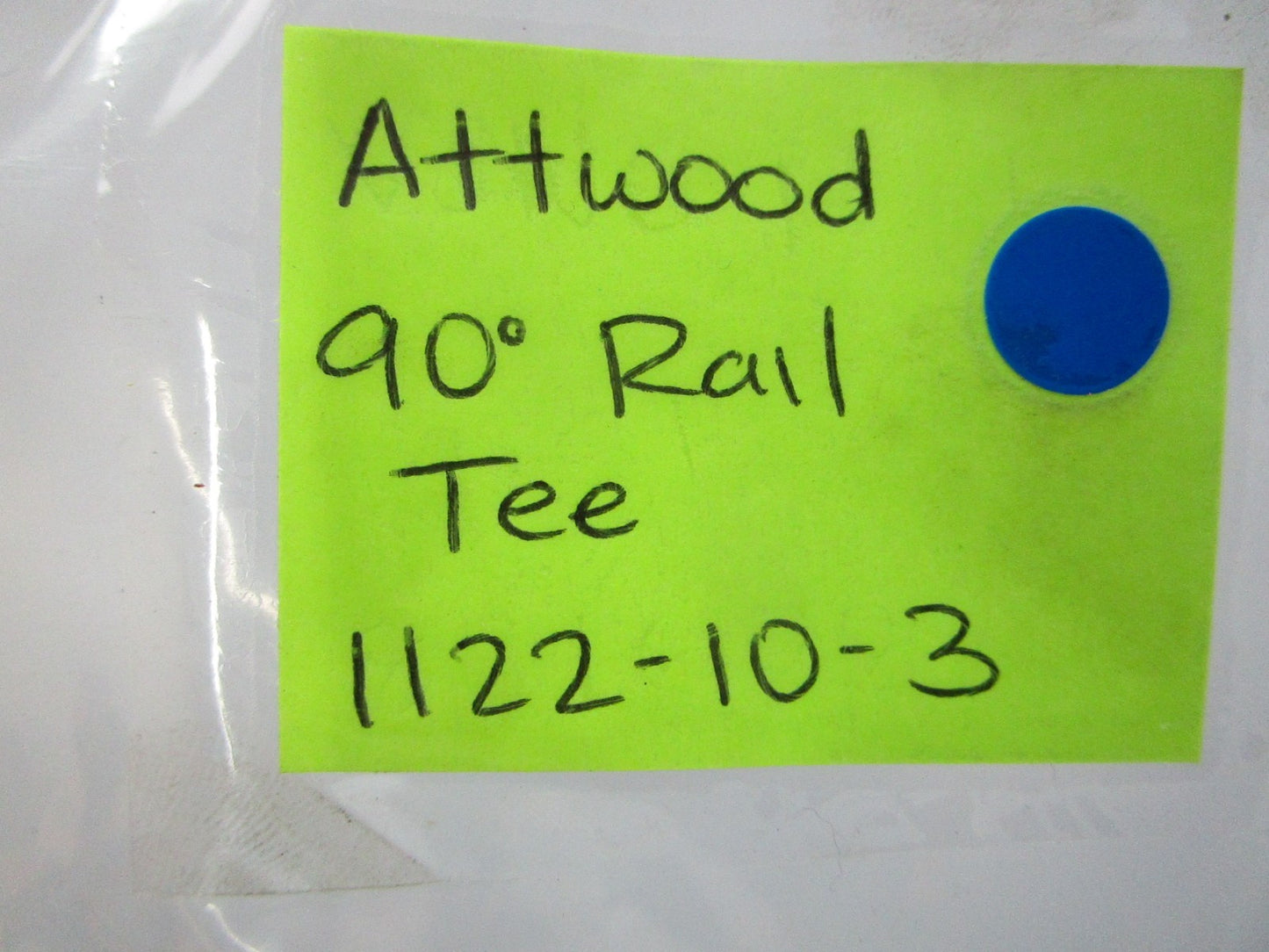 NEW OEM 1122-10-3 Attwood 90 Degree Rail Tee 0810