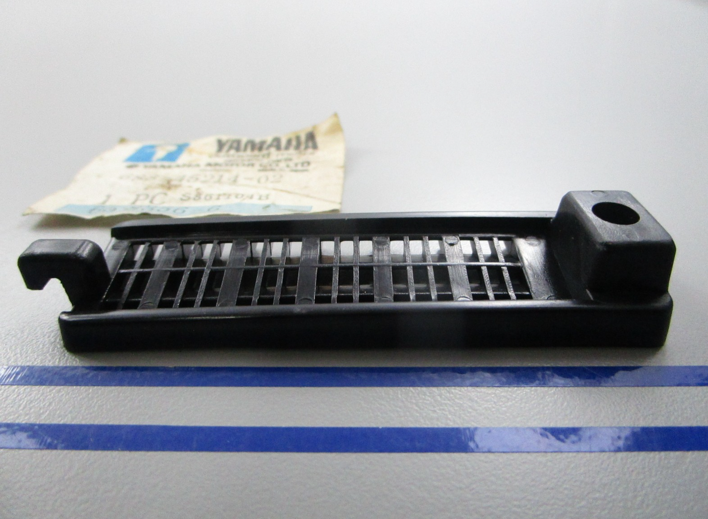 *NEW OEM* 0810 Yamaha Cover 688-45214-02-00