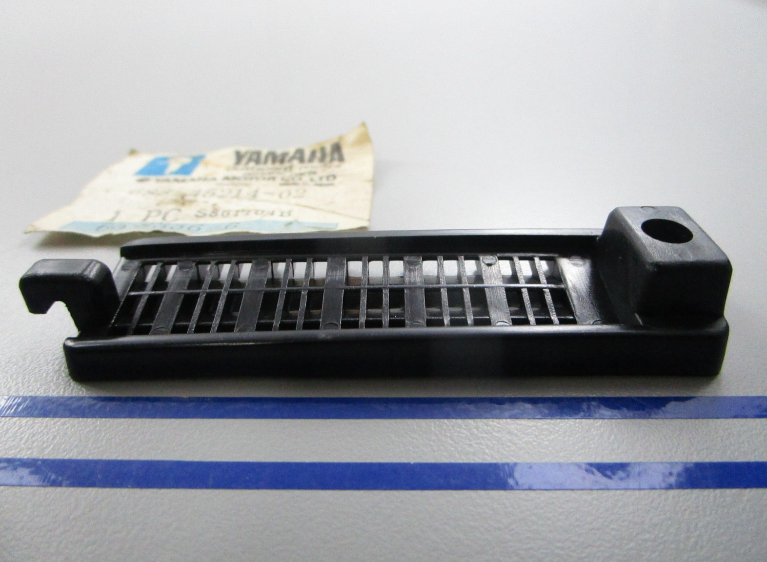 *NEW OEM* 0810 Yamaha Cover 688-45214-02-00